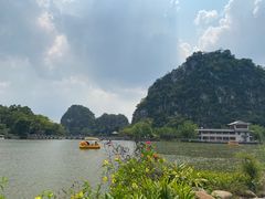 -星湖旅游景区七星岩