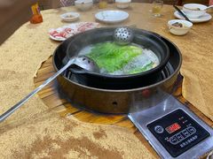 -濠轩阁特色生蚝火锅(水湾路店)