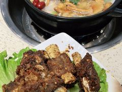 -九寨沟特色牦牛肉汤锅