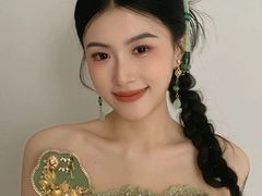 -金夫人化妆摄影职业培训学校