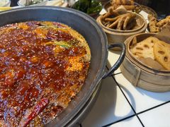 -卤校长老火锅(沙坪坝直营店)