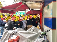 门面-晶牌烤鸭(延吉东路557弄小区店)