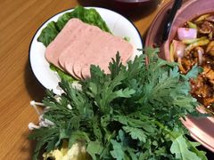 -虾弄弄海派小龙虾·牛羊蝎子火锅