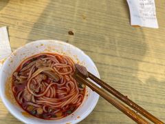 -铁锅哥米线
