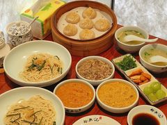 -裕兴记•蟹黄面馆(人民广场店)