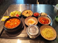 -欧巴炭烤肉오빠숯불구이(南京东路店)