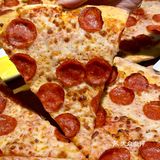 不是，谁教你这么做pizza的？😅