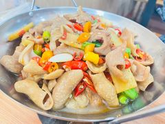 干锅肥肠-好呷八大碗(五羊店)