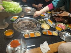 -韩烧牛中牛·甄选黑牛烤肉(黑金店)