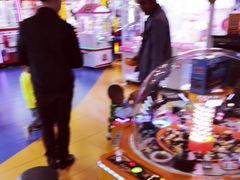 -爱玩嘉年华(龙湖源著天街店)