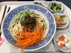 -陇兴楼兰州拉面(西安咸阳国际机场店)