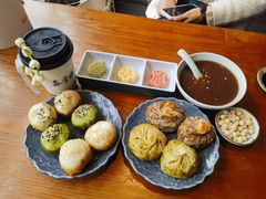 -鑫震源·苏式大虾生煎(山塘街店)