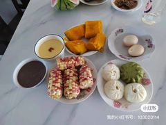 -爱的果实月嫂育婴师(世纪东方店)