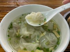 -黄阿姨锅贴大王(万航渡路店)