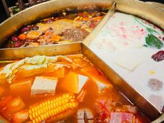 -湊湊火锅·茶憩(打浦桥日月光店)