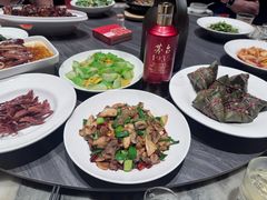 -梁家大院•农家菜(昆山会展中心店)