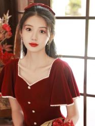 -NaNa婚纱礼服馆