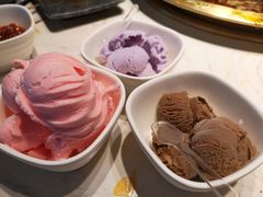 冰淇淋自助-哥老官重庆美蛙鱼头(西湖银泰十一哥店)