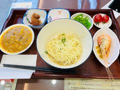 -百年老字号·观振兴蟹黄面·三虾面·苏式面(观前街富仁坊巷店)