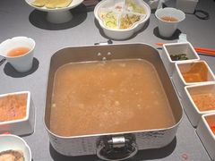 -左庭右院鲜牛肉火锅黑金店(陆家嘴中心店)