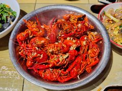 -琥珀老六龙虾(四里河店)