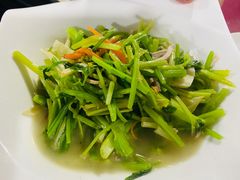 肉丝芹菜-凤嫂农家乐(梁弄店)