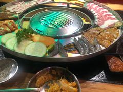 -哈哈碳都·牛肋条无限自助烤肉(宝龙店)