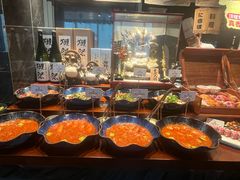 -雍容荟帝王蟹活龙虾展台自助(IFS黑金店)