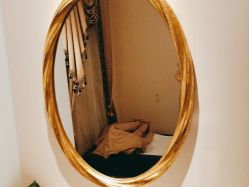 -蕾蕾美颜美容美体