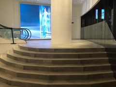 -URBAN REVIVO(上海中庚漫游城店)