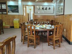 -芦茨金富饭庄·25年老字号·专做稻草鸡