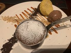 -恰餐厅及酒吧 CHAR Bar & Grill (北京丽都皇冠假日店)