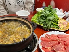 -菌之家·专业纯野生菌火锅·特色炒菌