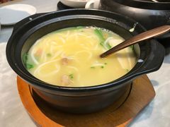 过桥米线-云海肴(星耀樟宜店)