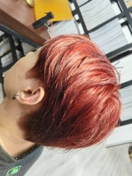 -塞巴斯汀SEBASTIAN专业美发店