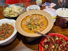 -黄弟大排档·湖南菜·小龙虾·小海鲜(凯旋北路店)