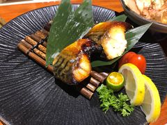 -肉魁屋·烧肉·烧鸟·酒场(高新店)
