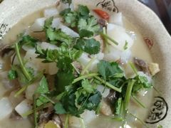 萝卜炖牛肉-茗椀楼餐厅