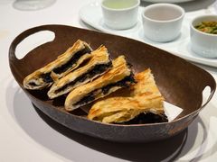 梅干菜烧饼-荣轩(新荣记环球金融中心店)