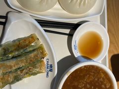 -馋笼小食堂-青岛大虾包(繁花里店)