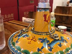 景泰蓝铜锅-毛辣果·贵州红酸汤牛肉火锅(西单店)