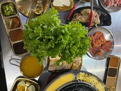 -胡悦里韩式烤肉(芝罘万达广场店)