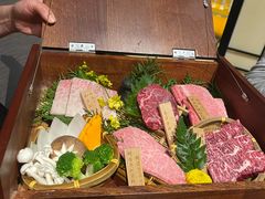 -山川小町·极番烧肉(新地假日广场店)