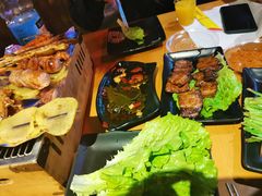 火山石香肠-云晓光头烧烤吧(川沙绿地店)