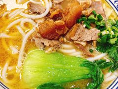 -鑫花溪牛肉米粉(凤凰街创始总店)