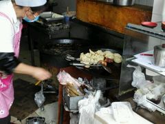 -黄阿姨锅贴大王(万航渡路店)