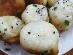-老字号眼镜子煎包汤包店