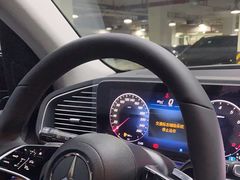 -上海星瀚奔驰4S店(红柳路店)