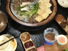 -老渔家·白族·石板烧·野生菌火锅(古城中心店)