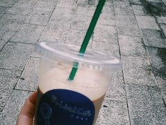 -Be Lived Cafe比例咖啡(摩天轮店)